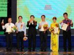 Ông Trương Tấn Sang dự Lễ tôn vinh tác giả, tác phẩm xuất sắc Giải báo chí năm 2010